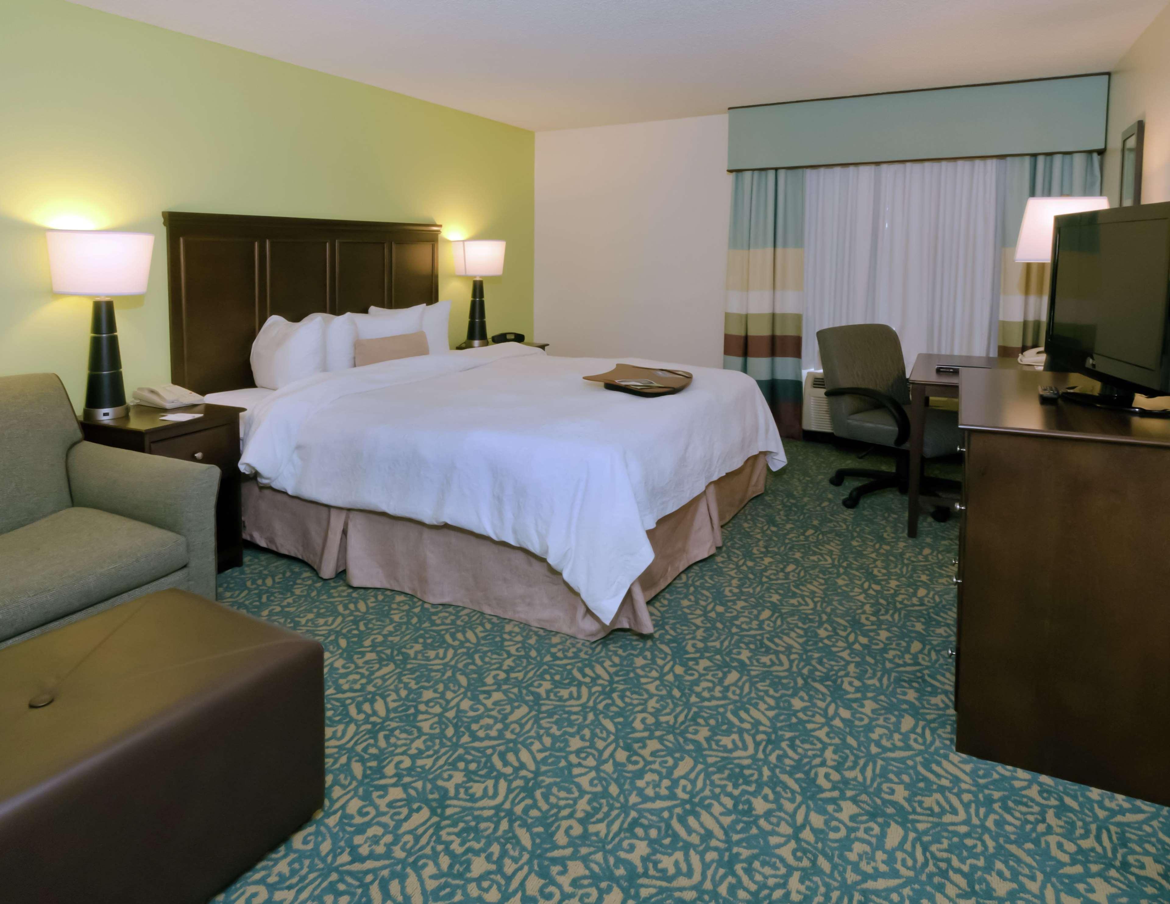 Hampton Inn & Suites Miami-Doral Dolphin Mall Phòng bức ảnh