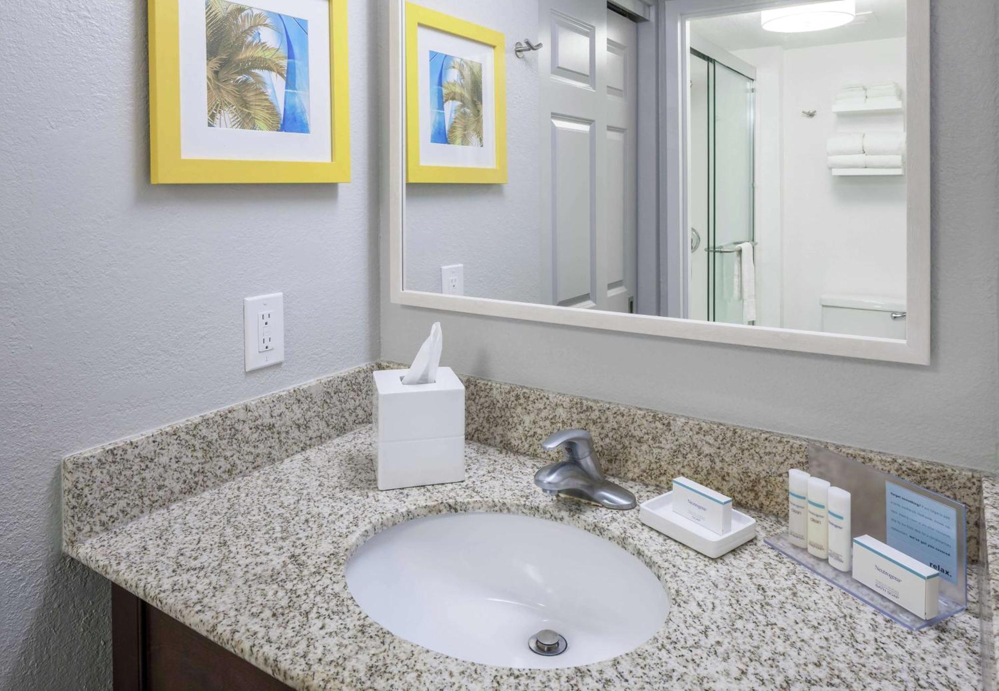 Hampton Inn & Suites Miami-Doral Dolphin Mall Ngoại thất bức ảnh
