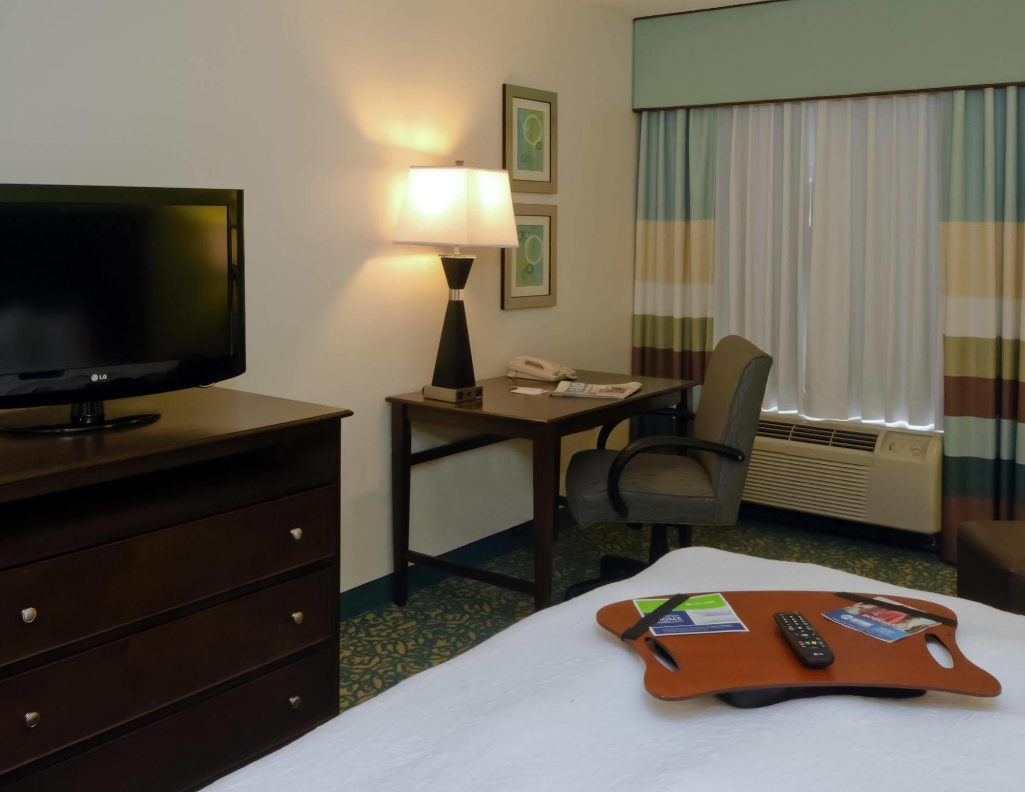 Hampton Inn & Suites Miami-Doral Dolphin Mall Ngoại thất bức ảnh